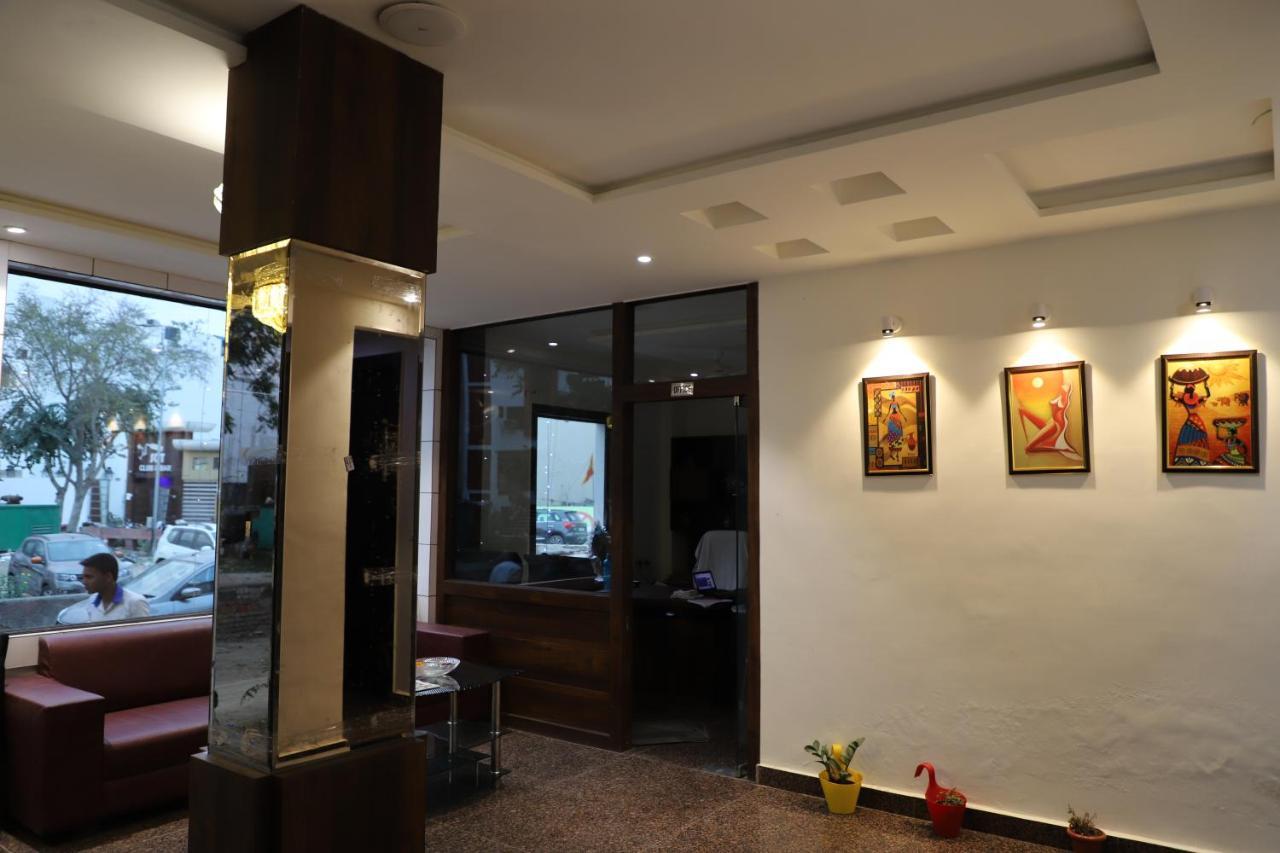 אגרה Hotel Dream Comfort מראה חיצוני תמונה